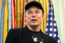 「日本人ポップスターとの子供がいる」との報道もあったイーロン・マスク氏(時事通信フォト)