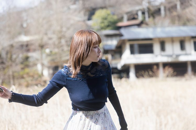 身長164cm、B104・W59・H89