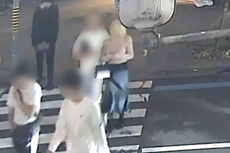 事件時刻のわずか30分ほど前、被害男性とA容疑者（19）は肩を寄せて歩いていた