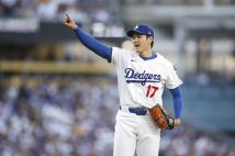 6月16日パドレス戦で2シーズンぶりに投手として先発登板した大谷翔平(EPA=時事)