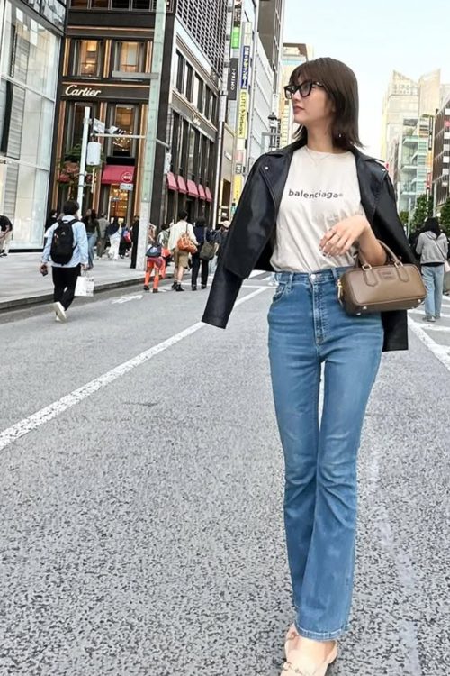 スタイル抜群の瀧山アナ（Instagramより）