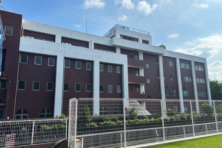 ロケ場所となっている東京富士大学(学生提供)