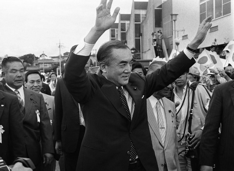 1983年、当時の中曽根康弘首相の指示で「留学生受入れ10万人計画」は始まった(時事通信フォト)