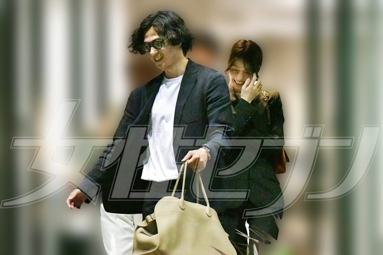 ともに都内の高級マンションに帰宅