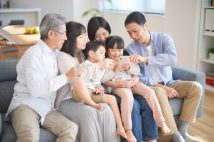 《老後資金の整理術》子や孫に残すなら生前贈与より「相続まで待つ」が正しい選択か 「墓じまい」より「改葬」の方が子や孫の負担軽減する面も