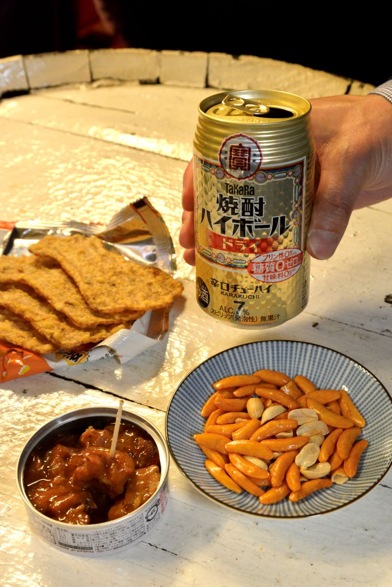 焼酎ハイボールの炭酸が一仕事を終えた体にしみる