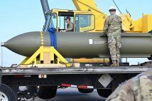 驚異的な速さで進化する最新兵器の数々(バンカーバスター。写真=AP/AFLO)