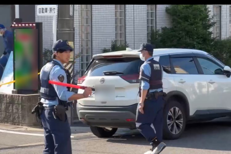 緊迫した事件現場