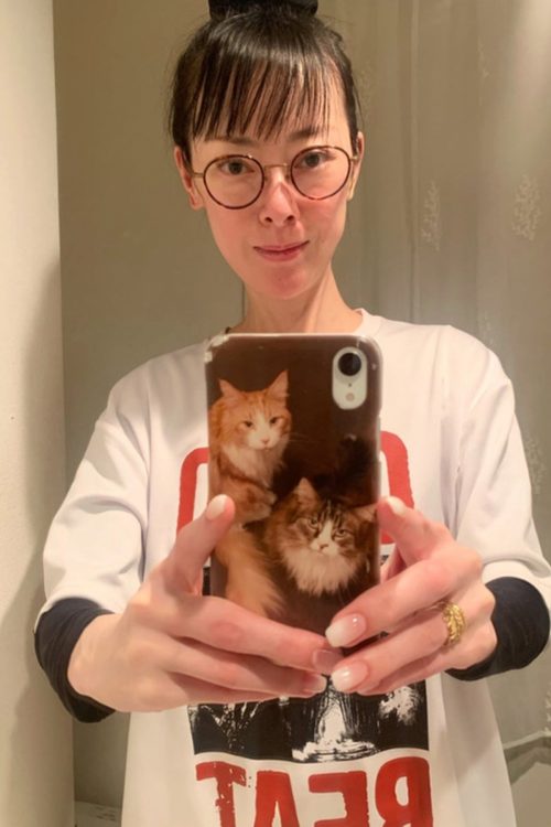 昔飼っていた2匹の猫はスマホケースに（ブログより）