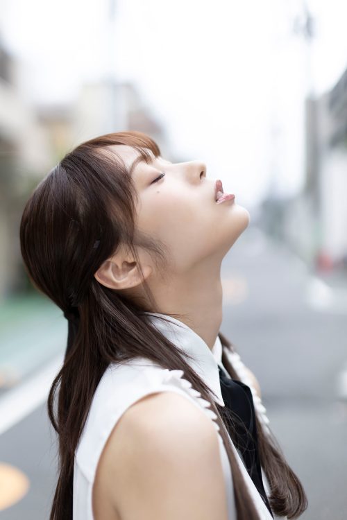 Fカップバストに抜群のスタイル
