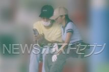 「お姉さんがカレを手取り足取りリードして…」“ディズニー大好きアイドル”WEST.中間淳太（37）と元“ジャンボリお姉さん”林祐衣（31）の〈夢のようなゴルフデート〉