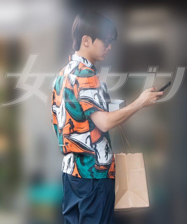 橋本のマンションで同棲生活を送る中川大志