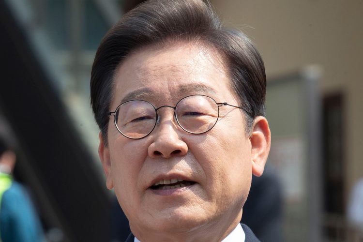 韓国・李在明大統領の黒い交際疑惑（時事通信フォト）