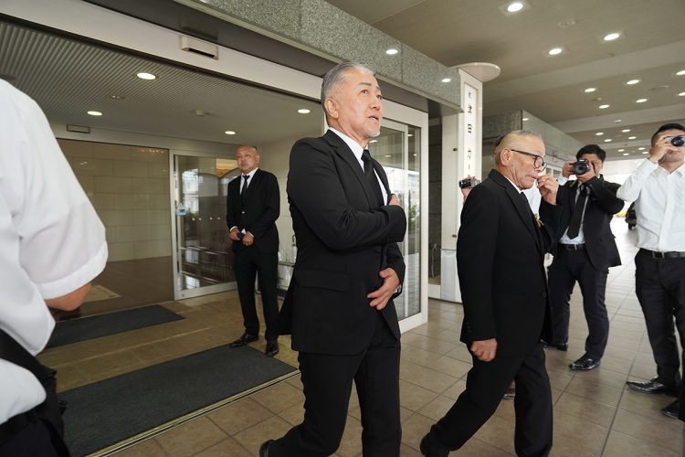 薄葉政嘉・平井一家総裁。津田若頭補佐と共に若頭補佐を務めていた時期もある