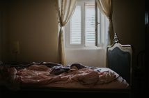 医療的ケア児の娘を殺害した母親の判決は執行猶予付きに(画像はイメージ、Getty)