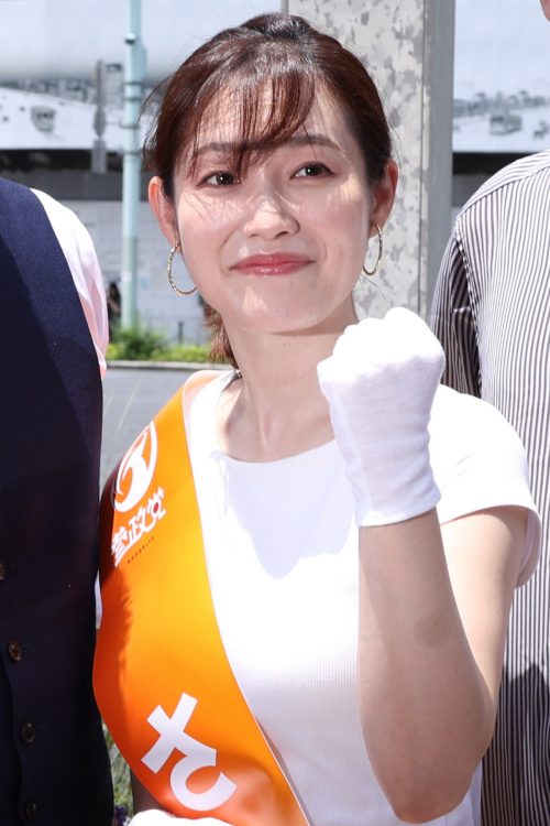 参政党のさや氏(時事通信フォト)
