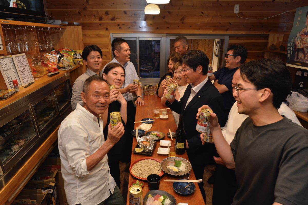 店主の泰司さんの温かい人柄に惹かれる
