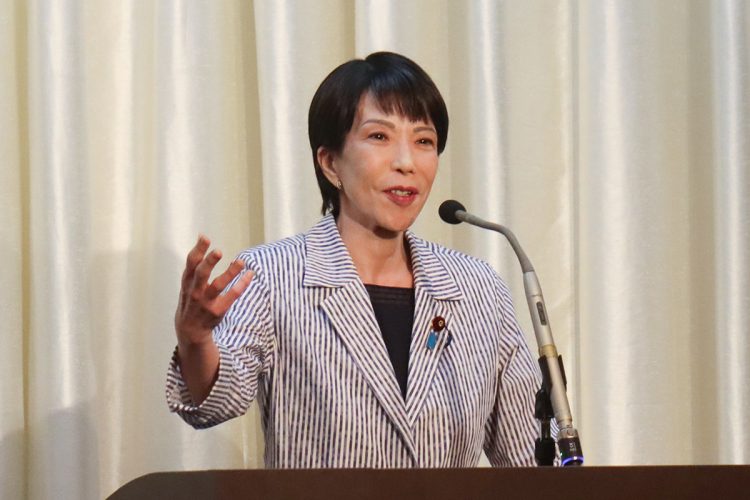 積極財政派の高市早苗氏（時事通信フォト）