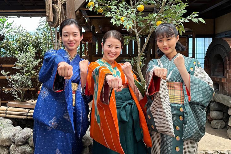 『あんぱん』の「朝田三姉妹」を起用するCMが激増（『あんぱん』公式Instagramより