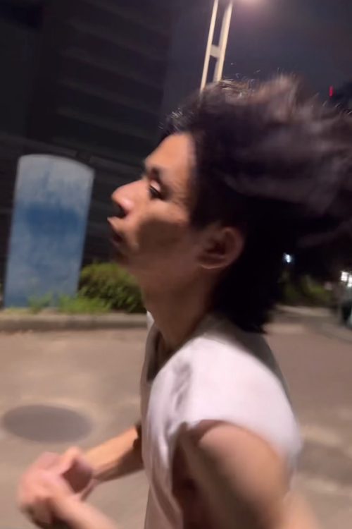 「大谷がホームランを打つたびに即日その本数×1km走る」というルールを設け、自主的に走り続ける岩田さん