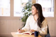 《逃げちゃダメだ》人気精神科医が解説する「大人の勉強法」の肝要　子供なら「得意分野を伸ばす」が得策だが、大人は「苦手分野を克服する」を優先すべき理由