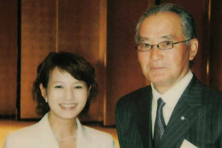 「燦燦会」で司会を務めた馬場典子アナと長嶋茂雄さん