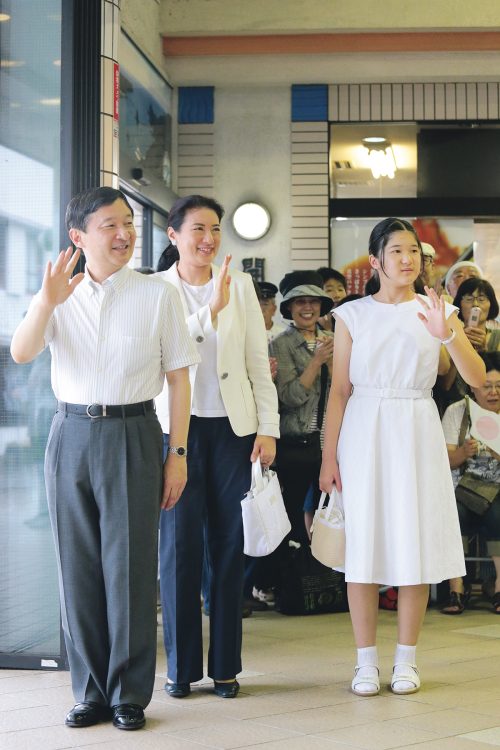 学習院女子中等科に入学した当時の愛子さま（2014年8月、静岡県・下田市。撮影／JMPA）