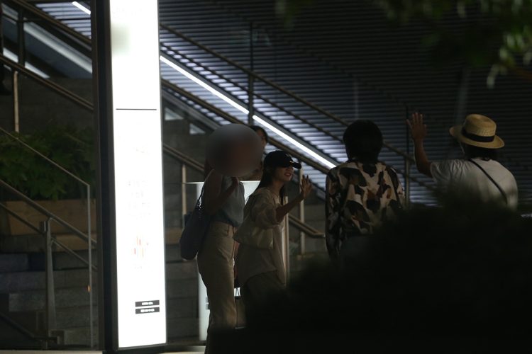 東京駅近くでバイバイ
