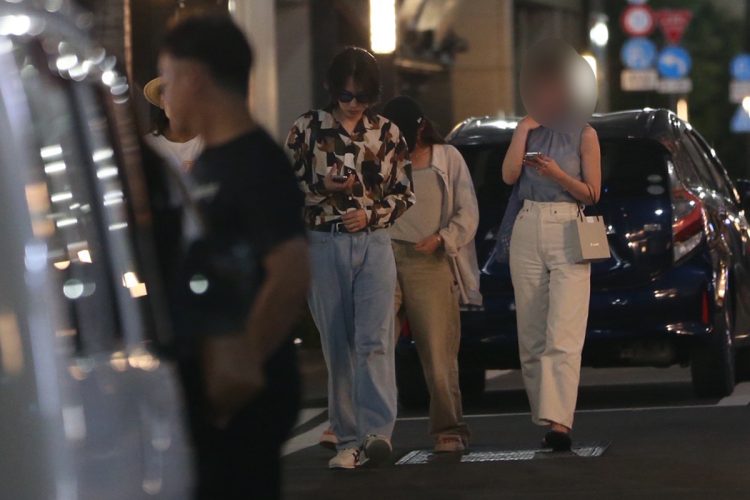 この日は友達を交え4人で飲み会を楽しんだ