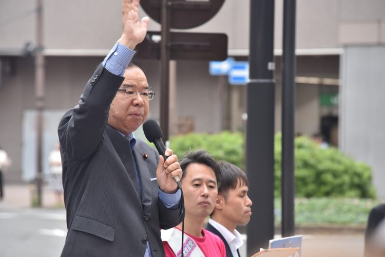 2025年6月の都議選で、共産党は高校生の通学定期券の無償化を訴えた(2025年6月写真撮影:小川裕夫)