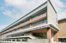 学校は誠実な姿を生徒たちに見せることができるだろうか(HPより)