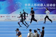 高成長が続く中国ロボット産業の最前線　宇樹科技の王興興CEOは「人型ロボット開発は1～3年後に臨界点に」実用化のために解決すべき課題とは