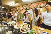 えべっさんが見守る中で飲むのも一興