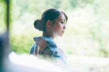 グラビアアイドル・女優の蓬莱舞