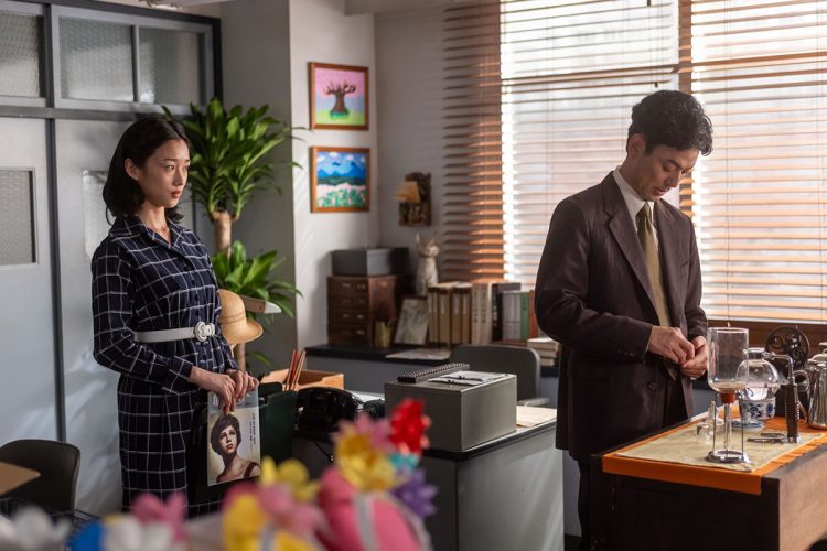 河合優実（左）の溢れ出る“色気”（C）NHK連続テレビ小説「あんぱん」NHK総合　毎週月～土曜 午前8時～8時15分ほかにて放送中