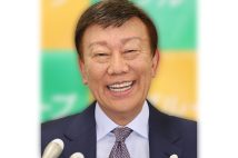 橋幸夫さんが亡くなった（時事通信フォト）