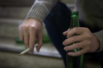 少年犯罪の陰には家庭環境が影響していることも多いという（イメージ）