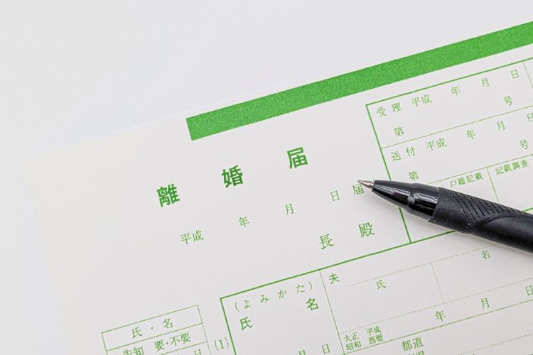 両親は朝比さんが大学入学のタイミングで離婚したという（写真はイメージです）