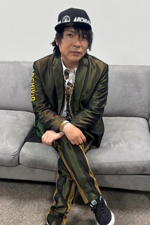 肩幅が狭くなり、ほっそりとした真矢(Instagramより)