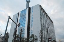 千葉県警察本部庁舎（時事通信フォト）