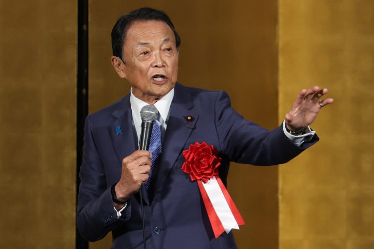 麻生太郎氏(時事通信フォト)