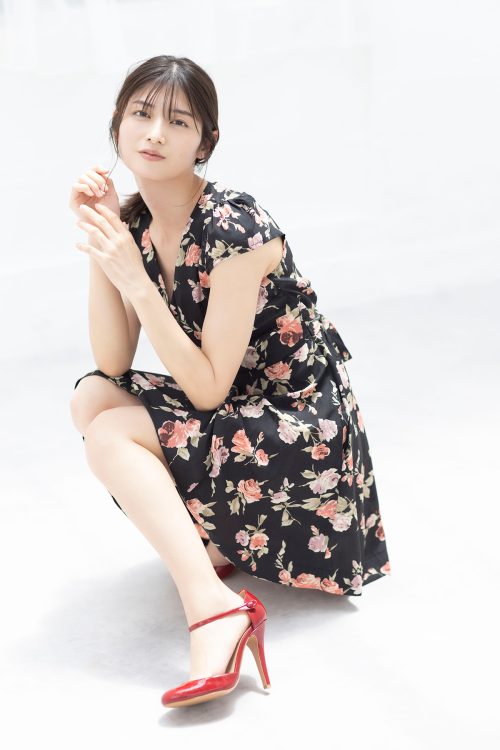 デジタル写真集『大島璃乃 もっと夢中にさせてもイイですか？』は各電子書店より発売中
