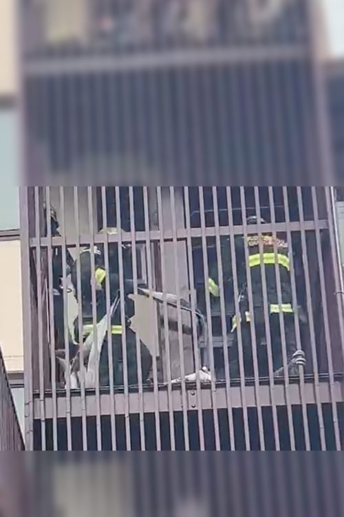 物が燃える匂いがものすごく漂っていたという