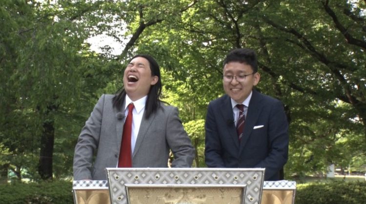 霜降り明星・せいやと上垣皓太朗アナ(公式HPより)