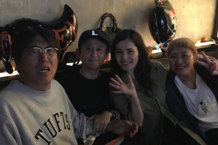 おぎやはぎ・矢作兼、バナナマン、カンニング竹山、ネプチューン・堀内健、有吉弘行、平野ノラ、丸山桂里奈ら豪華メンバーが勢揃いとなった石橋の誕生日会（インスタグラムより）