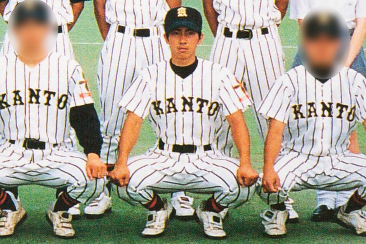野球部でのユニフォーム姿も