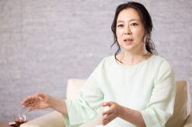 在宅療養の日々を語る倉田真由美氏