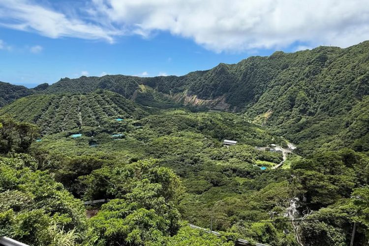 青ヶ島の住民は約160人だ（本人提供）