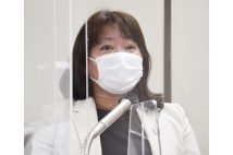 新井洋子被告（共同通信社）