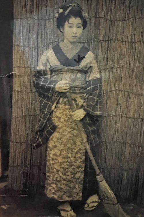 女剣劇のスターとして人気を集めた浅香さん